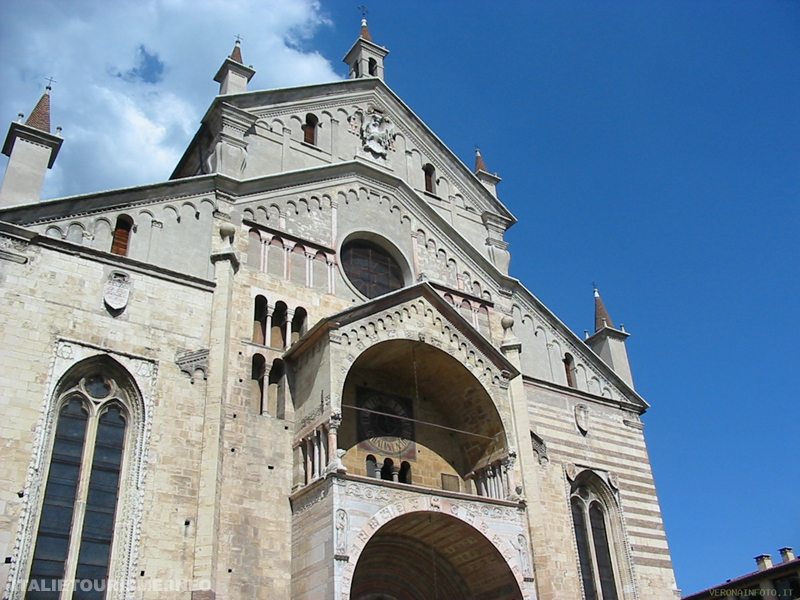 Cathédrale Santa Maria Matricolare de Vérone Italie, Visiter Vérone en 1 jour