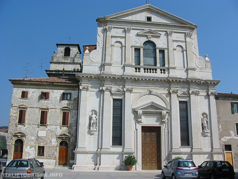 Eglise San Giorgio in Braida Vérone Italie