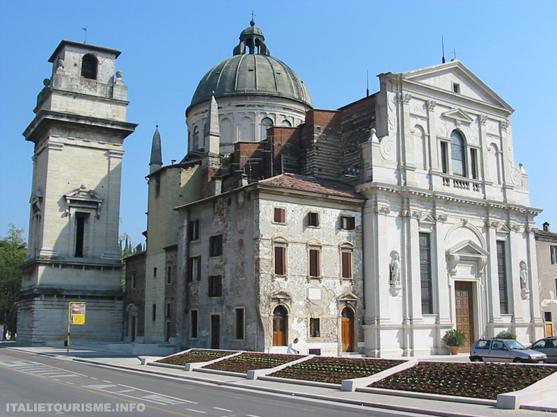 Eglise San Giorgio in Braida Vérone Italie