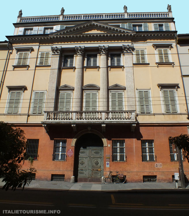 Palazzo Dazzi Parme Italie, visiter Parme, que voir à Parme