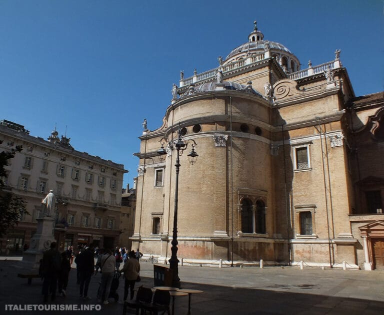 La Basilique Sainte-Marie-de-la-Palissade à Parme (Italie)