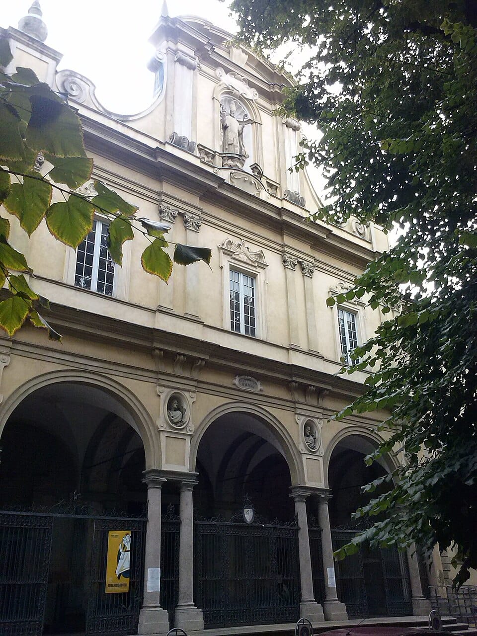 La basilique San Savino Plaisance Italie